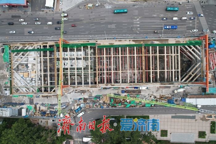 济南轨道交通7号线洪楼广场站稳步推进，建成后将优化城区交通网络