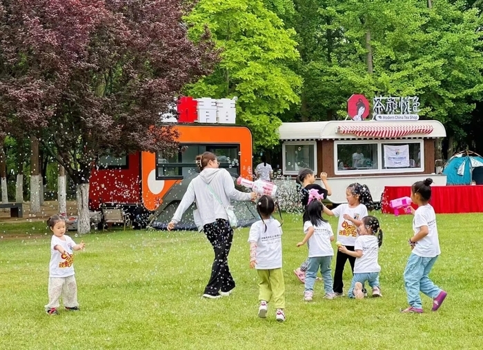 济南发布公园绿地开放共享指南：就近选择公园绿地开放共享，禁止搭帐篷过夜留宿