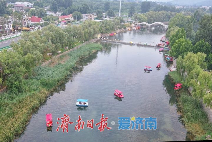 一年四季 泉在济南丨高温来袭，泉城市民“门牙”戏水享清凉