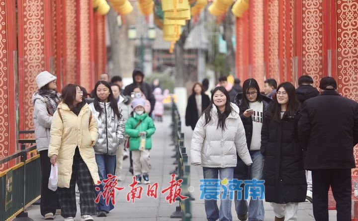 正月年味浓 赏泉观灯 元宵氛围拉满