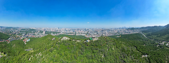 千佛山登高赏秋 尽享泉城诗意