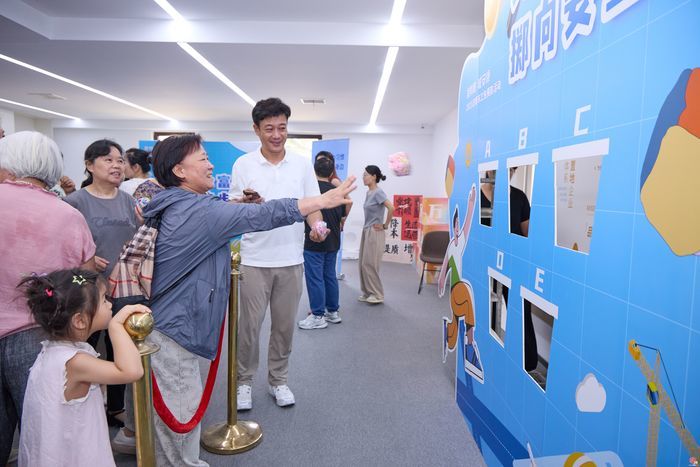在游戏中让工伤预防知识悄然入心 2025济南市工伤预防宣传活动走进市中区兴润社区