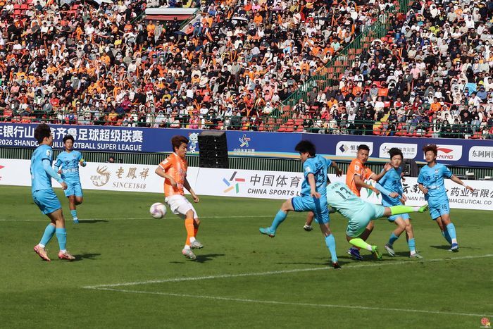 2026齐鲁超赛济南揭幕战，济南队6:0斩获开门红