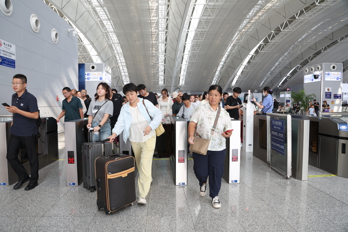 国铁济南局2025年暑运收官:共计发送旅客4751.8万人