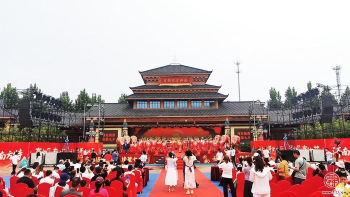 20对新人共赴七夕之约！济南槐荫集体婚礼倡树文明婚俗新风