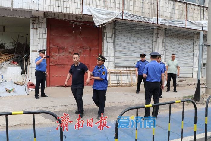 “以练筑防 以战保安” 济阳城管开展广告牌匾安全应急演练，筑牢城市安全防线