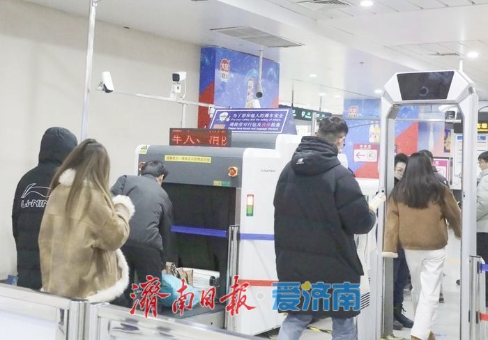 地铁里的城市温度与治理智慧