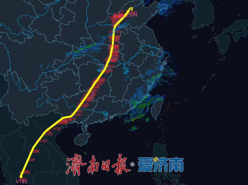 山航承运首例国际航班担架旅客