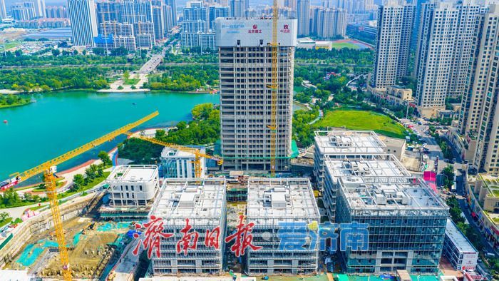 高低错落商务集群落地城北 白金广场勾勒城市全新轮廓