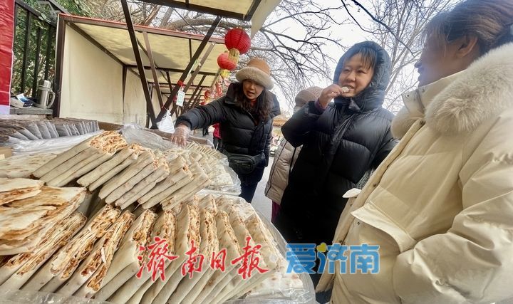 周末来英雄山文化市场里品味地道“舌尖山东”