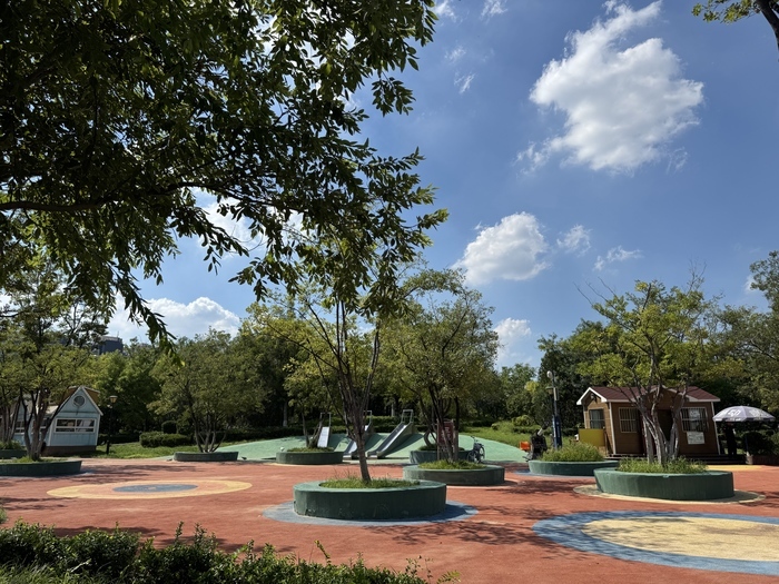 走进济南华山景区，邂逅文人墨客笔下的秋色盛景