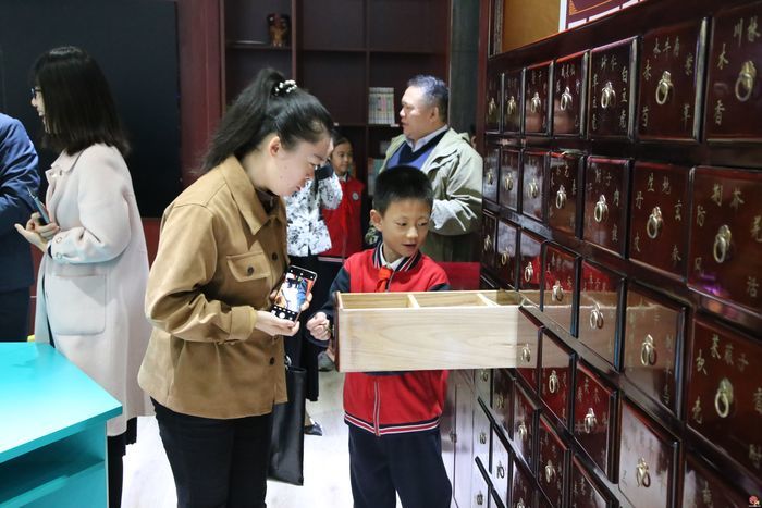 “慧聚”——市中区2025年第五期访校活动走进泉欣小学