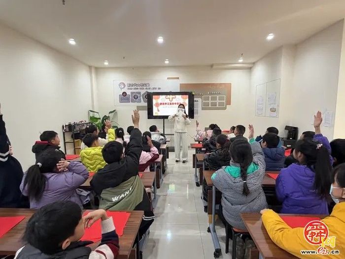 章丘绣惠：跨国界“福”相连，社区里迎新春