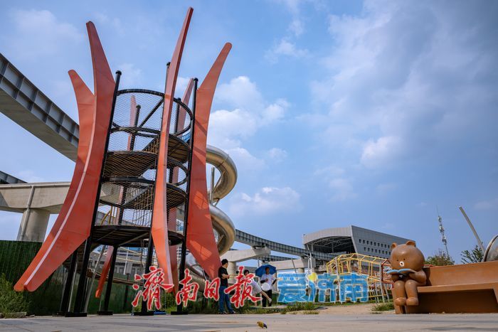 一年四季 泉在济南丨唐冶中央公园变身“都市避暑绿洲”