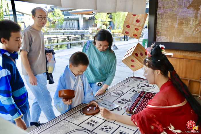 如梦令盛世狂欢节国庆启幕 宋风国潮共庆盛世华诞