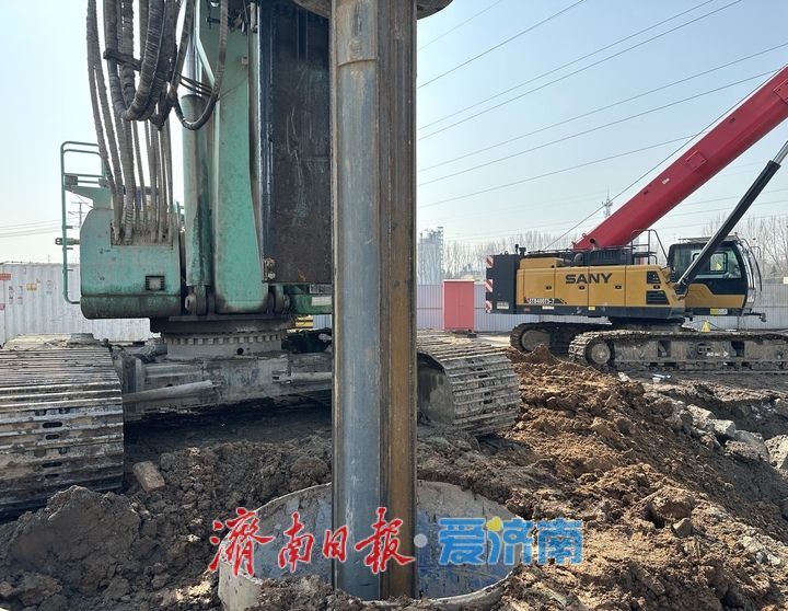 “满弓”状态抢开局，工业北路东延项目积极推进桥梁预制梁板架设