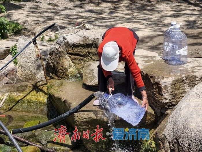 家门口的天然甘泉，漂泉便民取水点受市民青睐