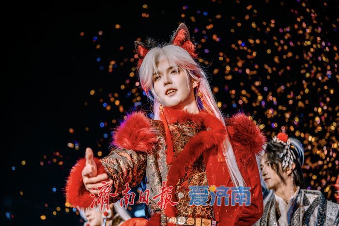 济南方特新春灯会盛大启幕 千灯映春解锁马年新春新体验