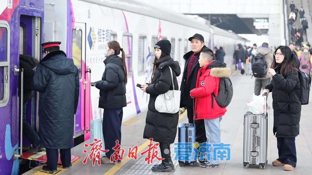 地铁客流的“春节密码”：读懂城市交通的季节性语言