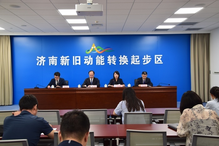 黄河大桥复线桥预计年内具备通车条件，省实验中学鹊华校区高中项目已完工