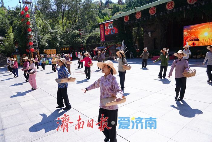 九顶塔赶秋节启幕 盛装鼓乐庆丰收