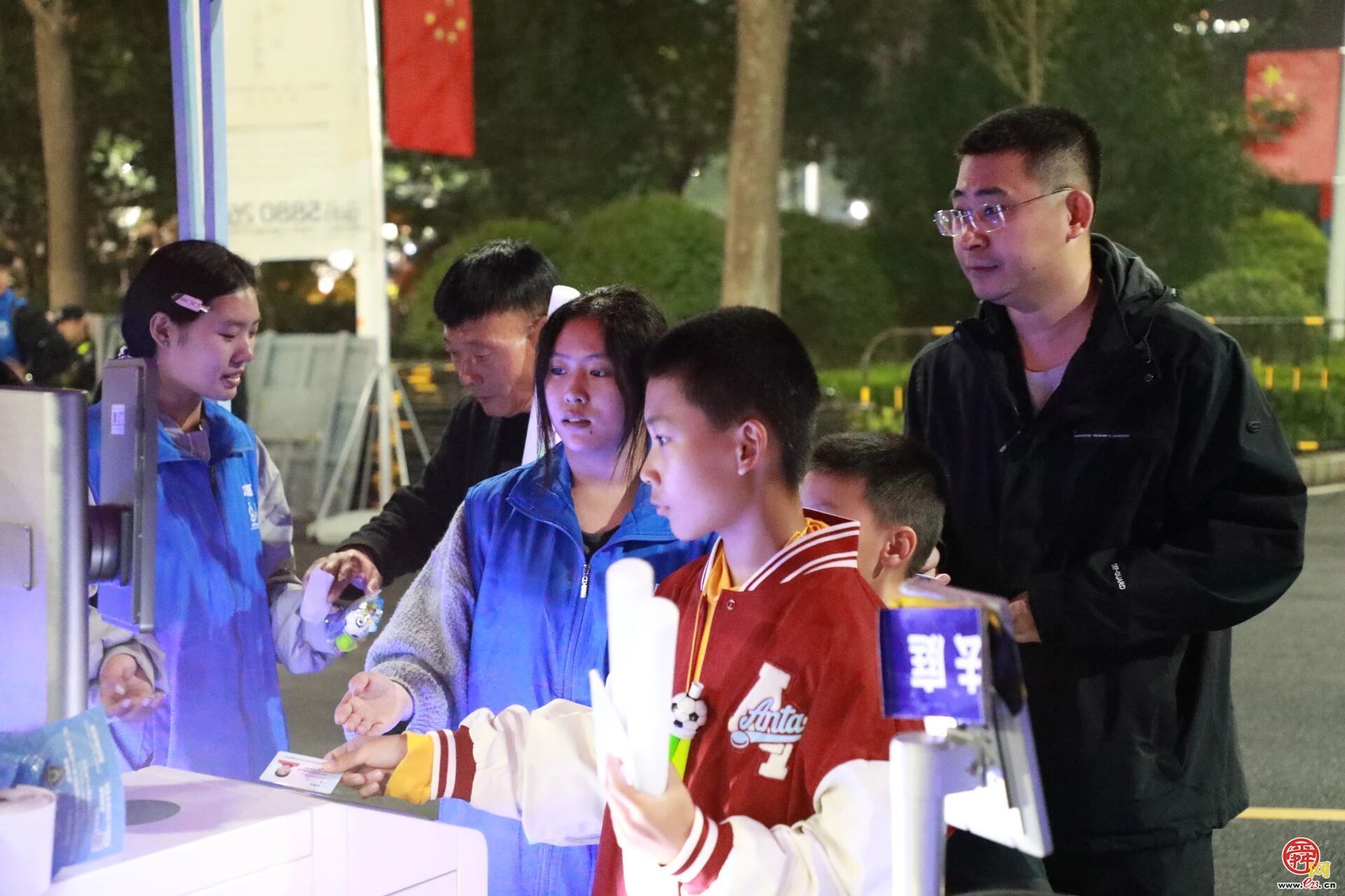 绿茵场上3:0，场内场外N:0！文明赛场，济南完胜！