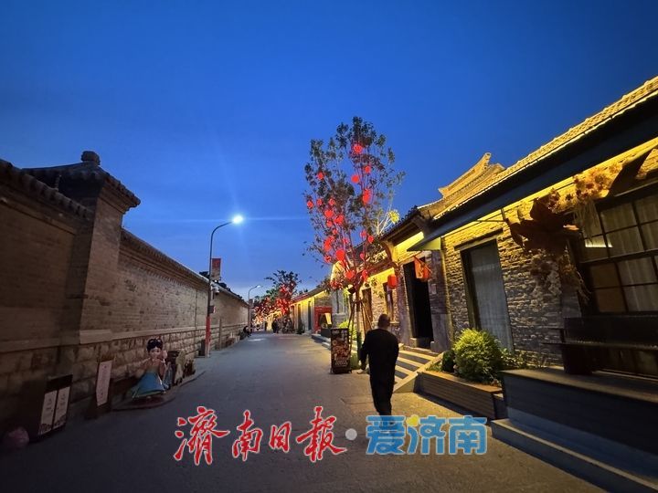 华灯映古巷 上新街绘就泉城夏夜浪漫