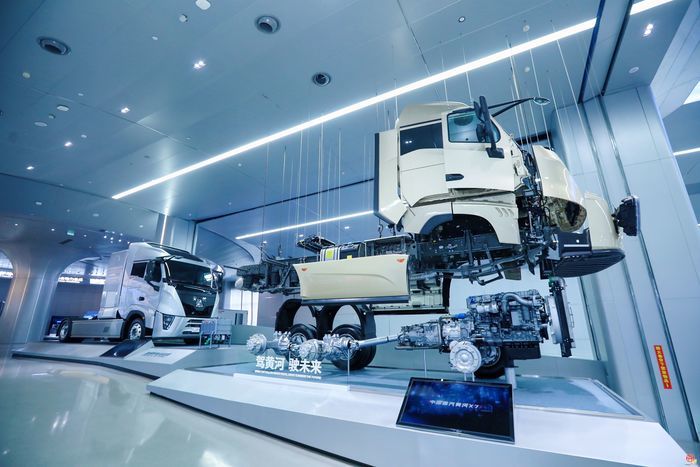 瞄准“万亿工业强市”进击，济南再踏逐“新”攀高路