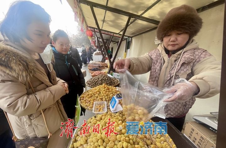 周末来英雄山文化市场里品味地道“舌尖山东”