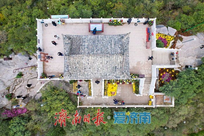 登历山极顶 览泉城新卷 千佛山城市观景平台全新亮相