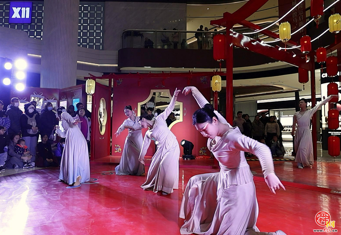 赴千年宋风之约 贺隆马新春新程 如梦令恒隆广场舞蹈闪演活动圆满落幕