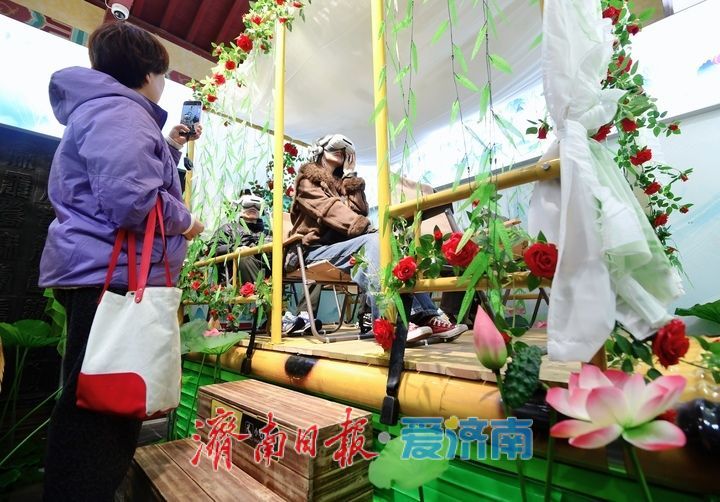 济南首个景区定制化沉浸式VR互动体验项目亮相趵突泉