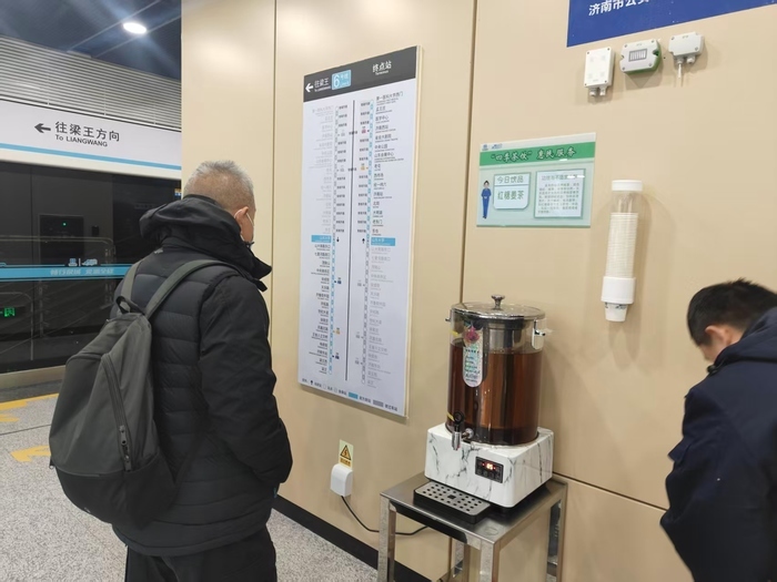 济南地铁6号线东段开通首日体验：一条连接高校、CBD与交通枢纽的“黄金线”