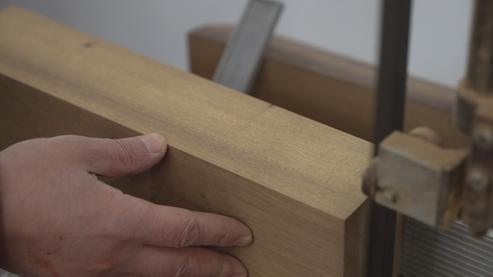 省级非遗项目“桥氏木作”传承人乔一兵：“一块料”变“鲁班枕”