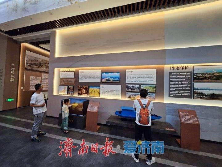 登鹊华楼观大河奔涌 品千年韵传黄河文脉