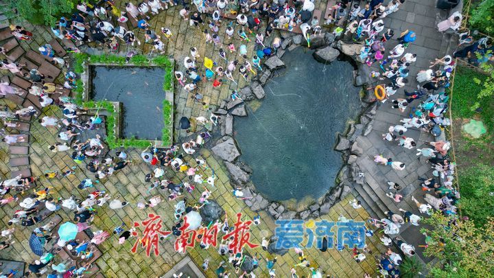 一年四季 泉在济南丨第十一届五龙潭泼水节清凉启幕，亲水狂欢邀您共度泉城盛夏