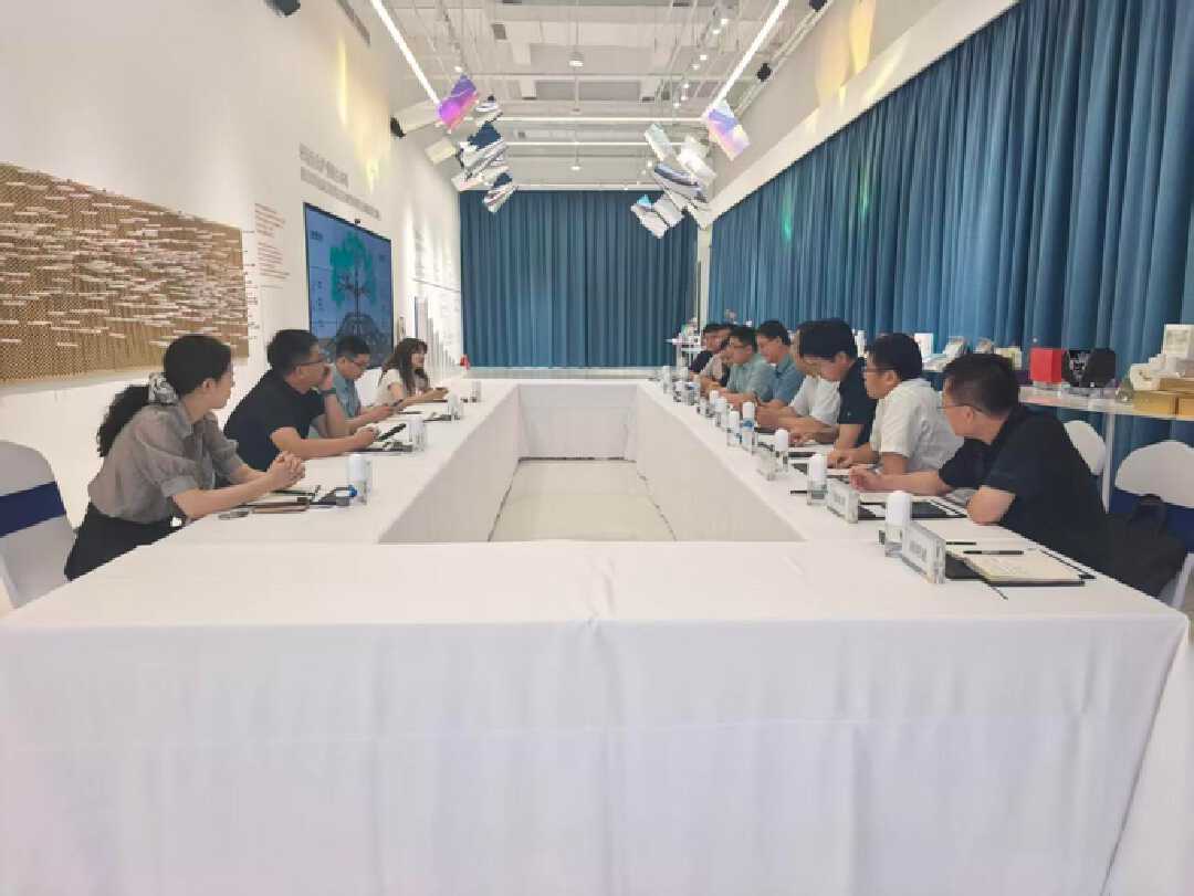 学员变“红娘” 一场由培训班牵线的校地“联姻”