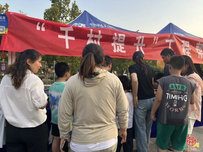  Take a big bite of meat! The "Spring People's Livestock Feast" is full of fragrance, and the citizens' "food" is lingering