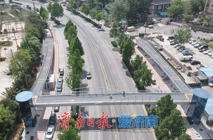 新建过街天桥完工，二环南路新添“空中走廊”