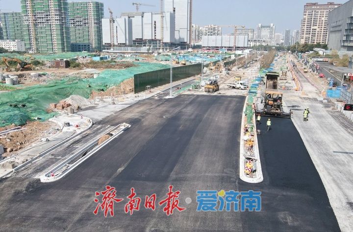 拓宽至双向6车道，济南中央商务区泺邑路南段改扩建展现新貌
