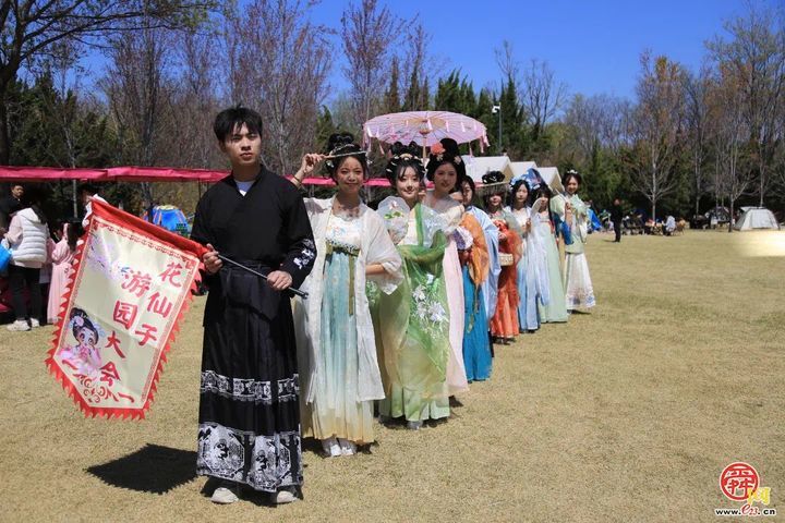 一年四季 泉在济南 