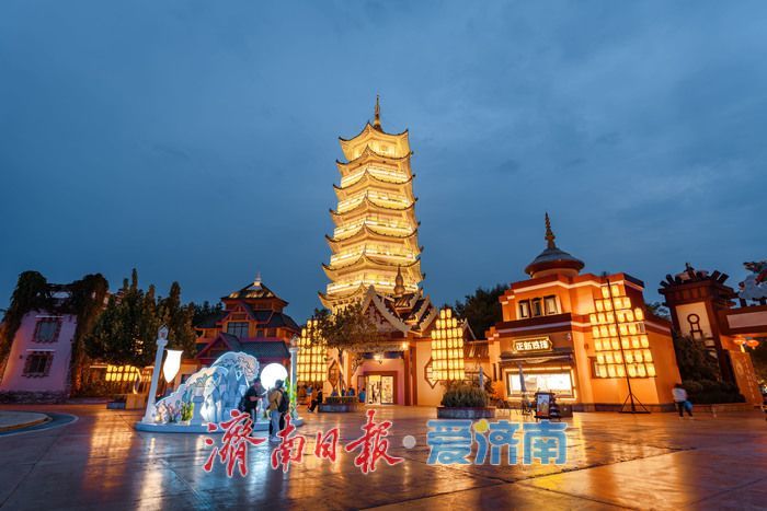 一年四季 泉在济南 