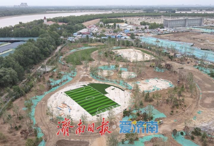 黄河边建设足球场，丁太鲁绿带公园各功能区雏形显现