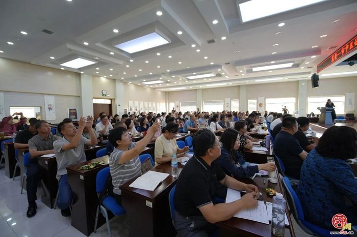 “慧聚”——市中区第八期访校活动走进育秀小学