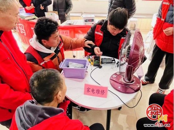 章丘区“文明实践大篷车”再出发