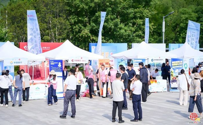 把“征信课堂”搬进绿水青山——人民银行山东省分行创新开展 “6.14信用记录关爱日”专题宣传活动