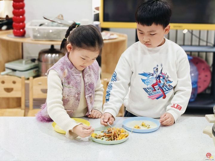 春分暖意润童心 民俗雅趣伴成长——济南高新区东城逸家幼儿园春分节气活动