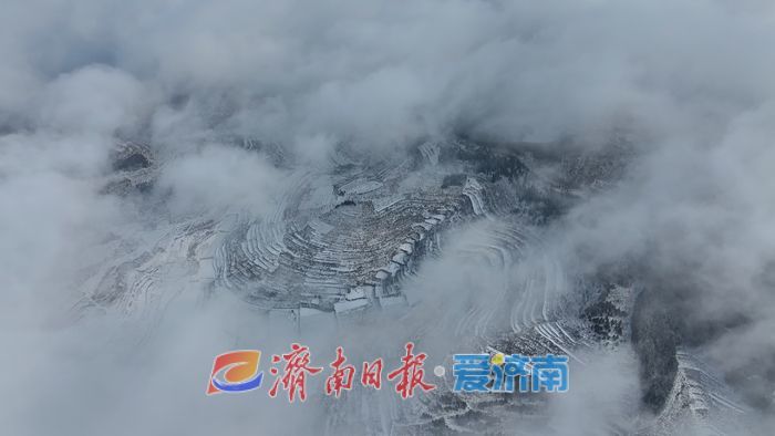 雄伟壮丽！雪中齐长城宛如一条“巨龙”