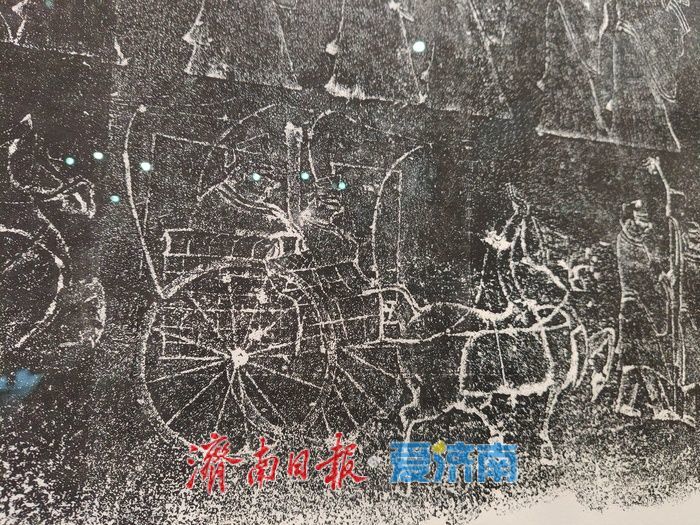 济南也有一幅《清明上河图》，比北宋大画家张择端早画了一千年