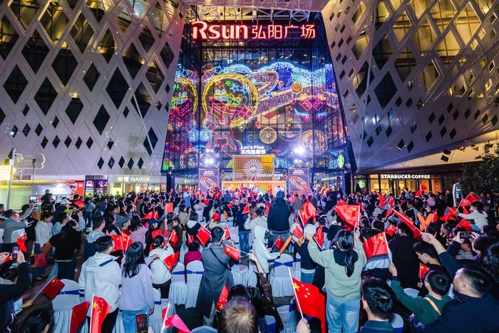 济南西城：轨道上的“诗与远方”